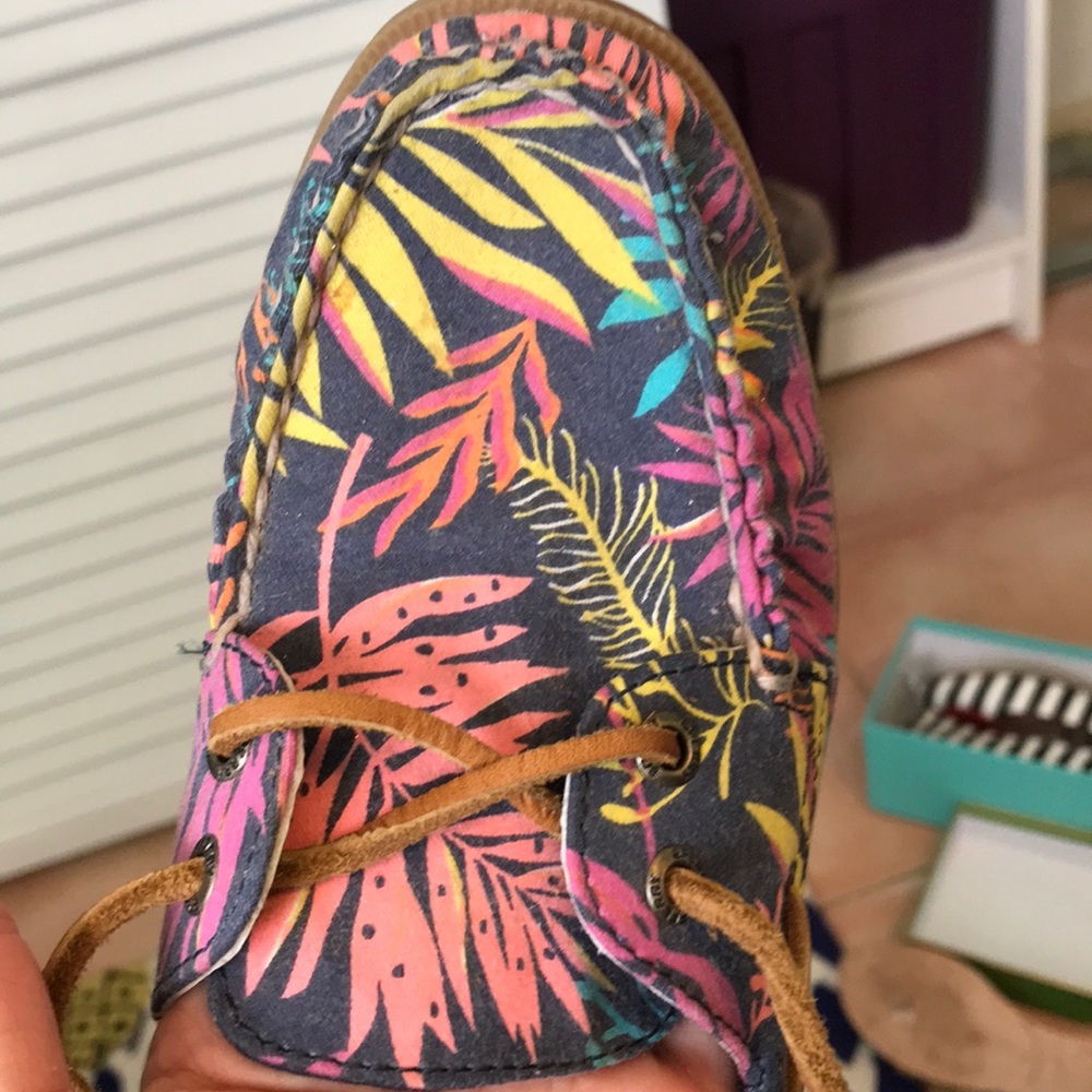 sperrys - Picture 3 of 5